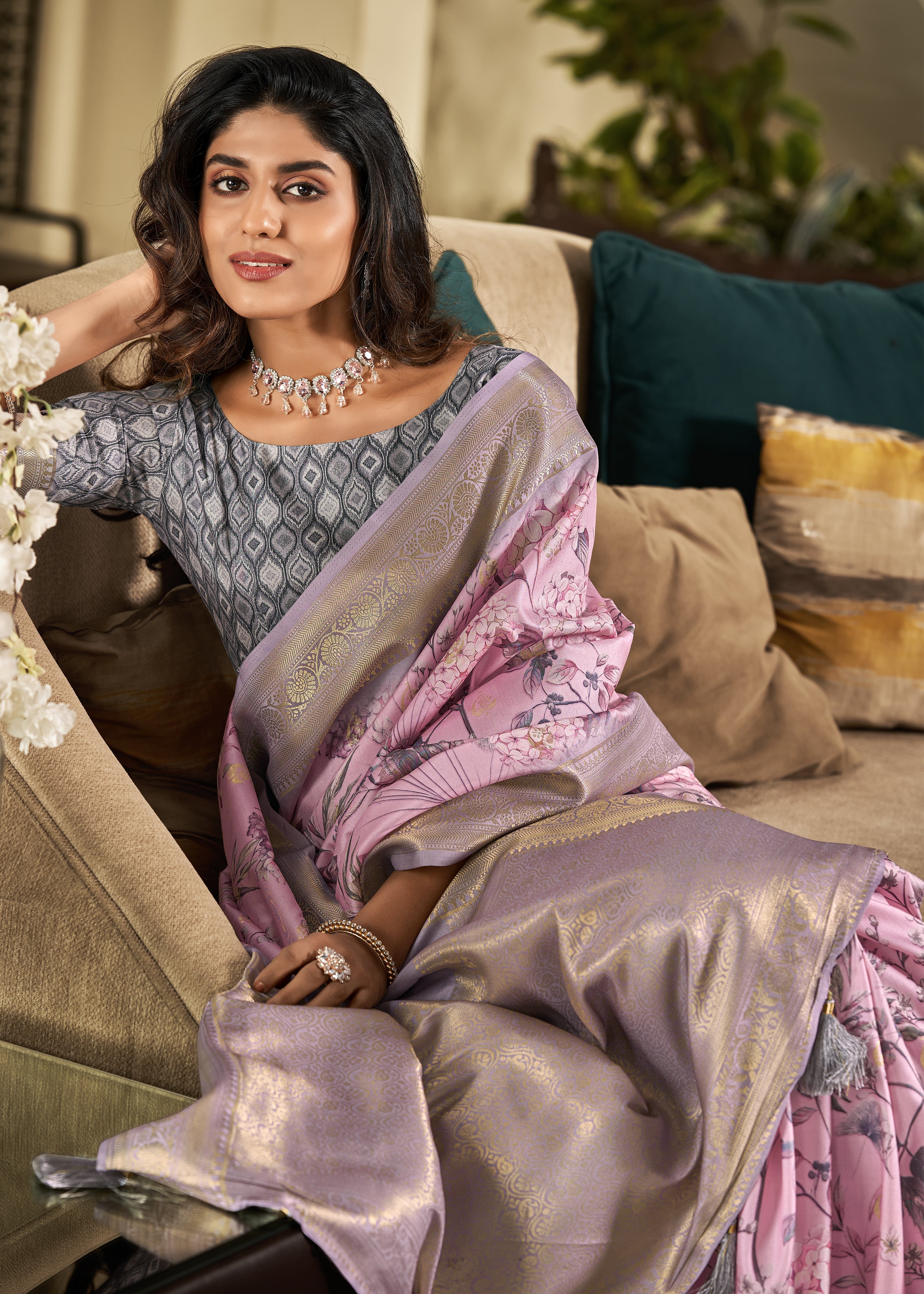 Baby Pink printed Silk Saree with Unstitched Blouse Piece